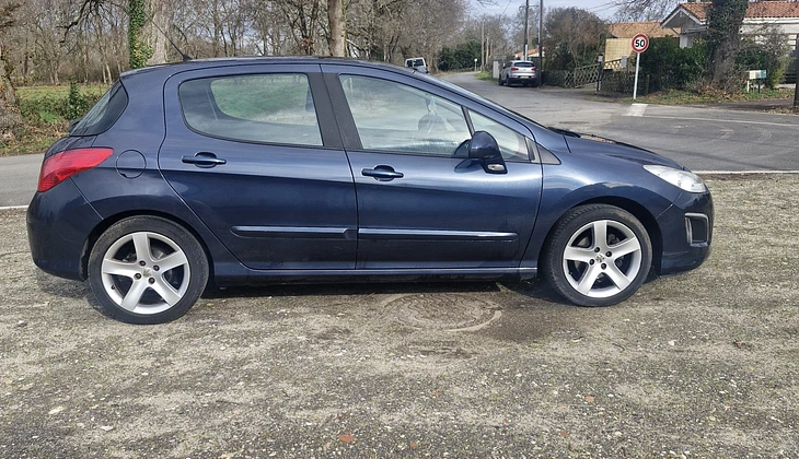location-PEUGEOT-Le Teich-roadstr