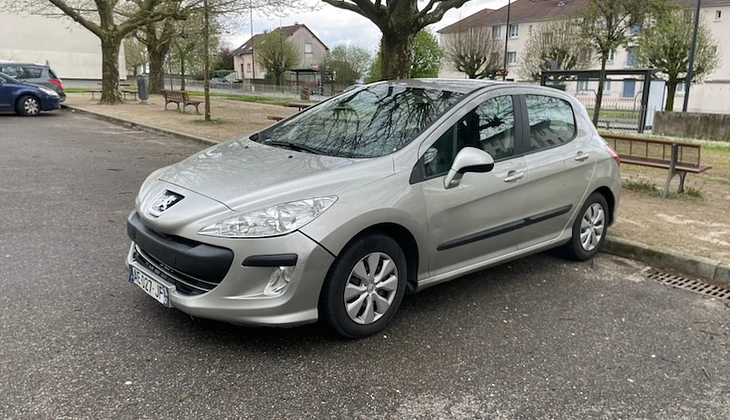 location-PEUGEOT-Montbéliard-roadstr