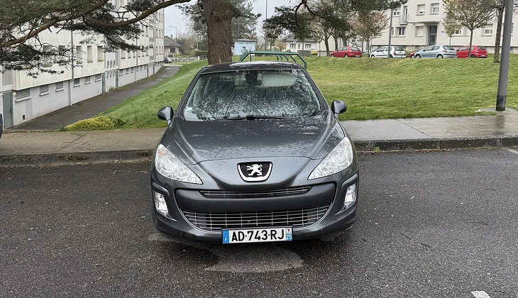 location-PEUGEOT-Montbéliard-roadstr