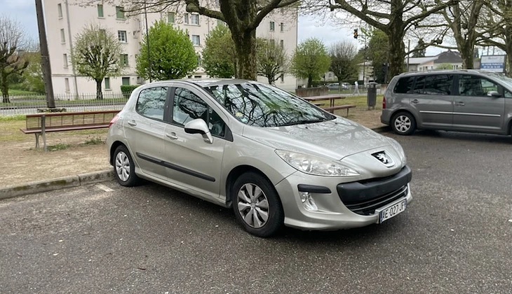 location-PEUGEOT-Montbéliard-roadstr