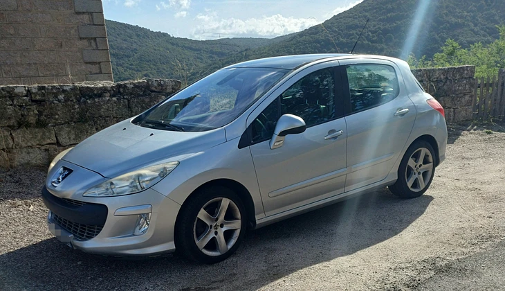location-PEUGEOT-Pietrosella-roadstr