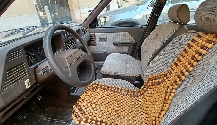 location-PEUGEOT-Marseille-roadstr