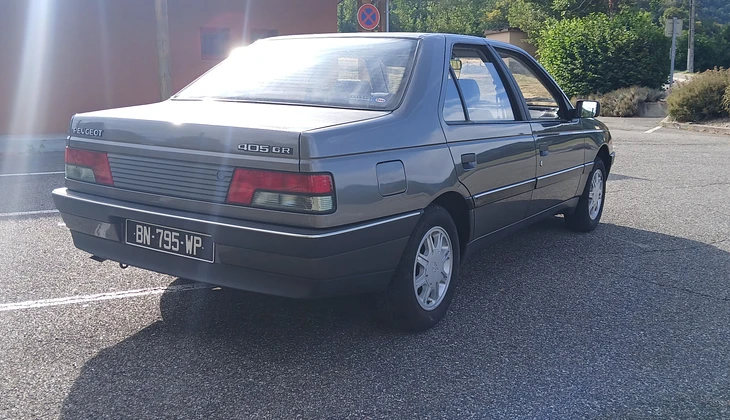 location-PEUGEOT-Valserhône-roadstr