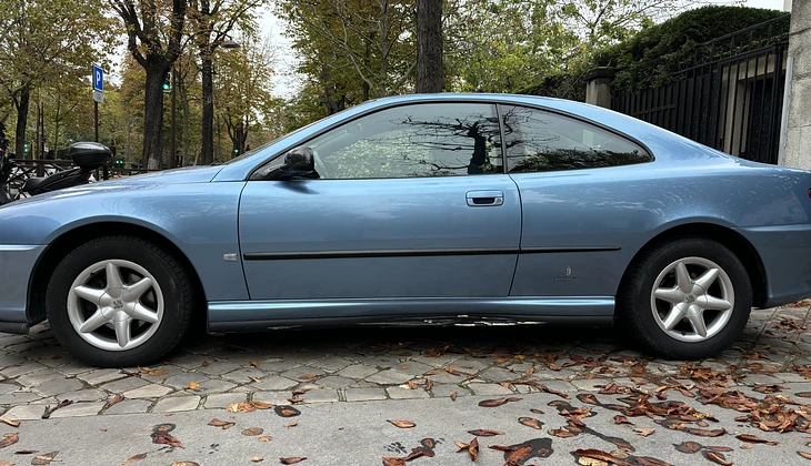 location-PEUGEOT-Neuilly-sur-Seine-roadstr