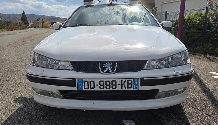 location-PEUGEOT-Cravanche-roadstr