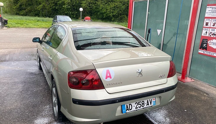 location-PEUGEOT-Lyon-roadstr