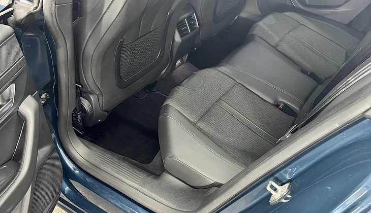 location-PEUGEOT-Lyon-roadstr