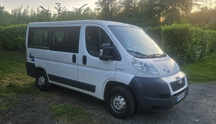 location-PEUGEOT-Orrouy-roadstr