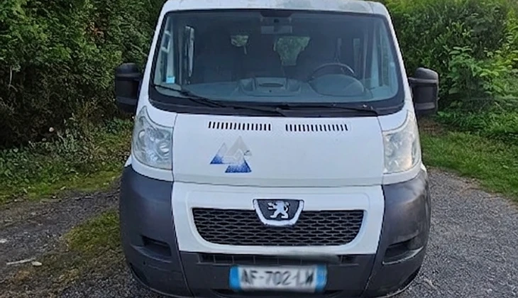 location-PEUGEOT-Orrouy-roadstr