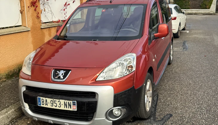 location-PEUGEOT-Vaulx-en-Velin-roadstr