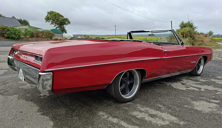 location-PONTIAC-Dirinon-roadstr