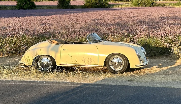 location-PORSCHE-Roussillon-roadstr