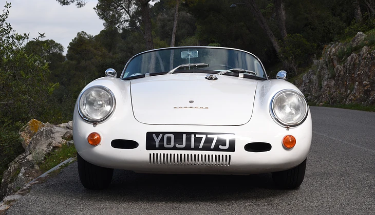 location-PORSCHE-Nice-roadstr