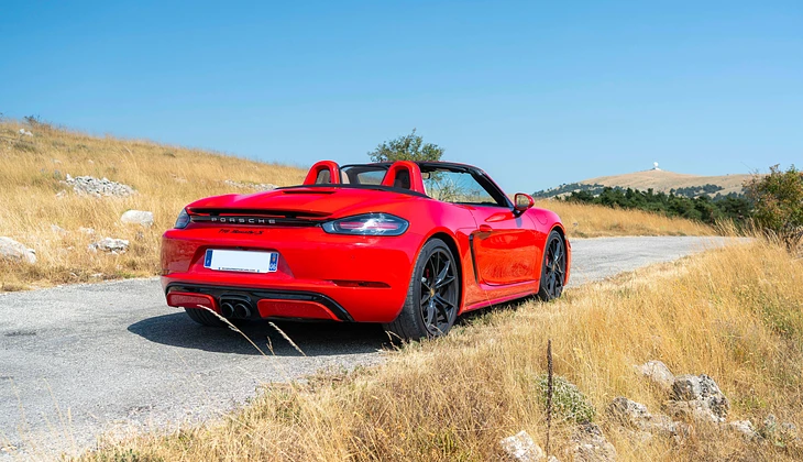 location-PORSCHE-Nice-roadstr