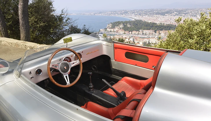 location-PORSCHE-Nice-roadstr