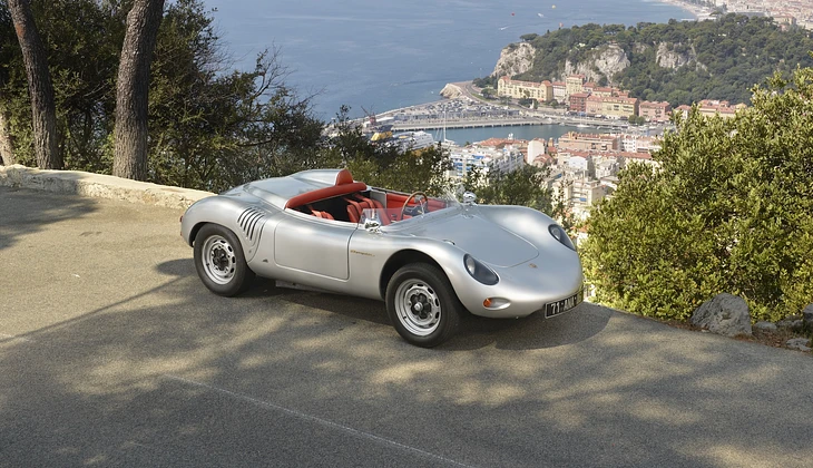 location-PORSCHE-Nice-roadstr