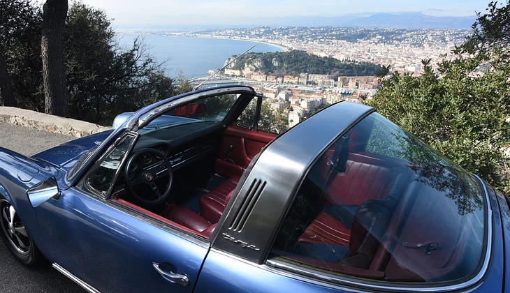 location-PORSCHE-Nice-roadstr
