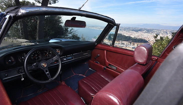 location-PORSCHE-Nice-roadstr