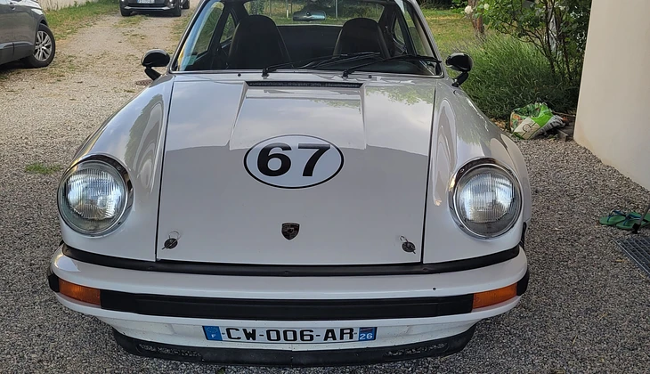 location-PORSCHE-Romans-sur-Isère-roadstr