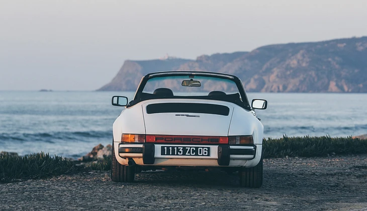 location-PORSCHE-Nice-roadstr