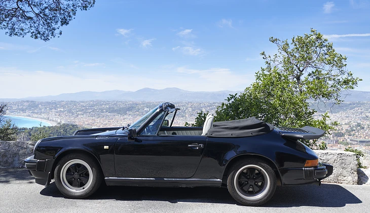 location-PORSCHE-Nice-roadstr