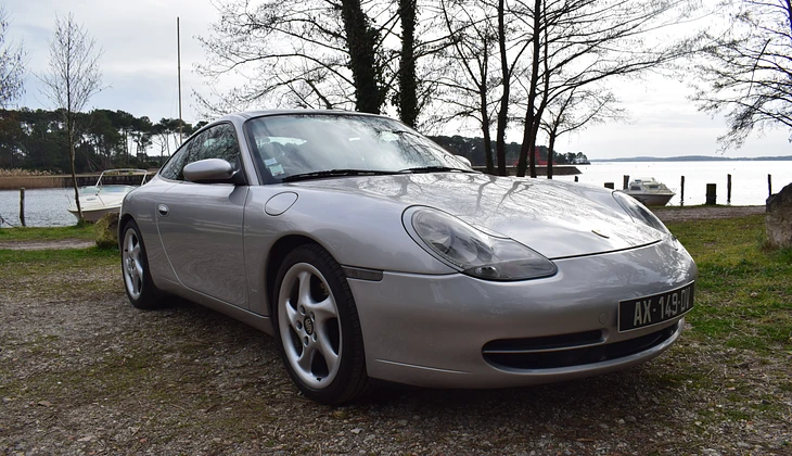 location-PORSCHE-Le Taillan-Médoc-roadstr