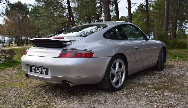 location-PORSCHE-Le Taillan-Médoc-roadstr