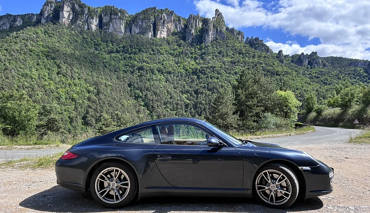 location-PORSCHE-Paris-roadstr