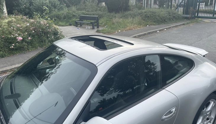 location-PORSCHE-Saint-Maur-des-Fossés-roadstr