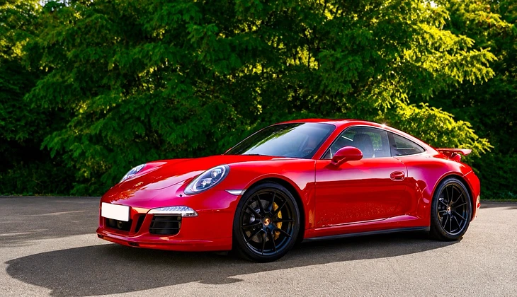 location-PORSCHE-Still-roadstr