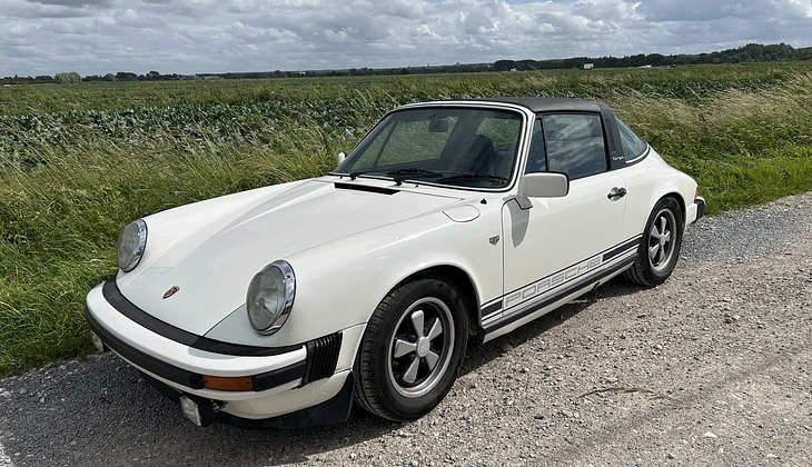 location-PORSCHE-Hazebrouck-roadstr