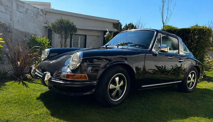 location-PORSCHE-Saint-Avertin-roadstr