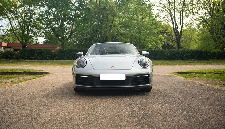 location-PORSCHE-Courbevoie-roadstr