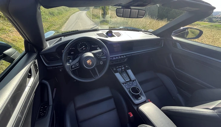 location-PORSCHE-Lyon-roadstr
