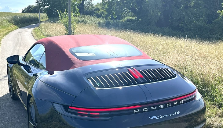 location-PORSCHE-Lyon-roadstr