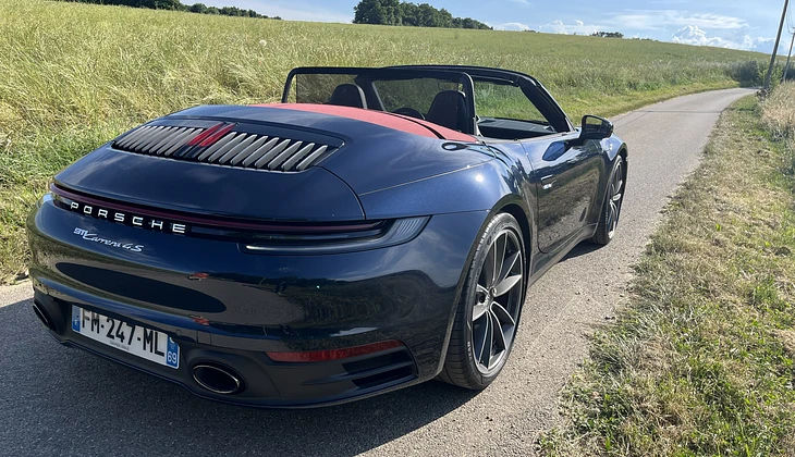 location-PORSCHE-Lyon-roadstr