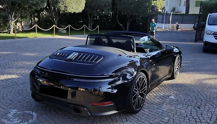 location-PORSCHE-Nice-roadstr