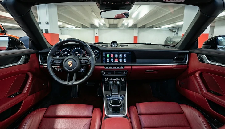 location-PORSCHE-La Cadière-d'Azur-roadstr