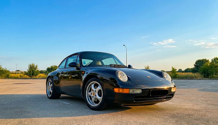 location-PORSCHE-Thiers-sur-Thève-roadstr