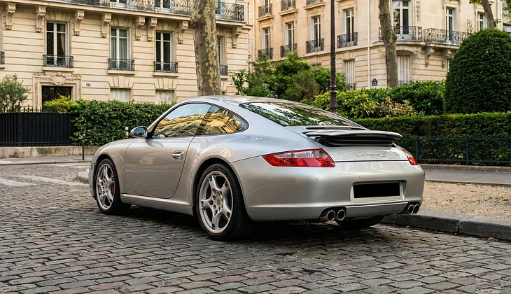 location-PORSCHE-Saint-Maur-des-Fossés-roadstr