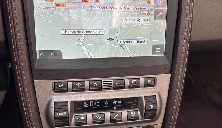 location-PORSCHE-Saint-Raphaël-roadstr