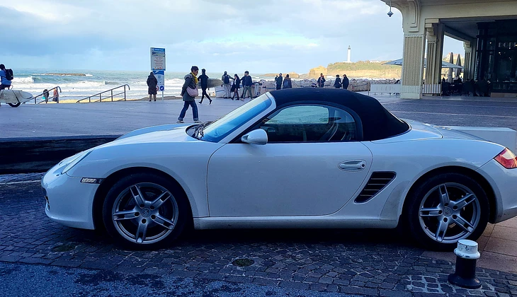 location-PORSCHE-Anglet-roadstr