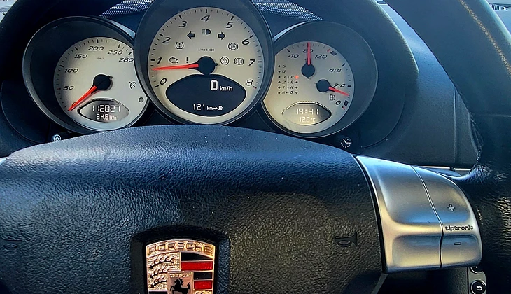 location-PORSCHE-Anglet-roadstr
