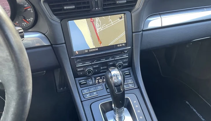 location-PORSCHE-Ajaccio-roadstr