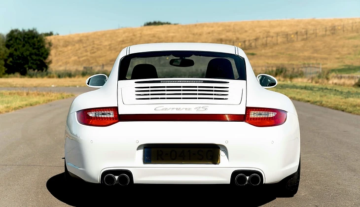location-PORSCHE-Narbonne-roadstr