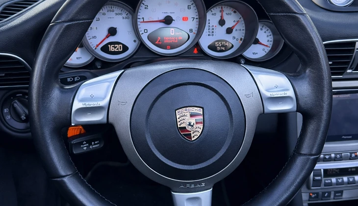 location-PORSCHE-Nice-roadstr