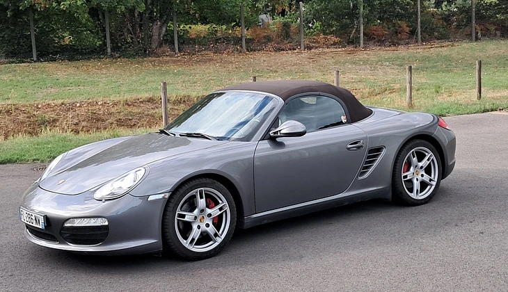 location-PORSCHE-Saint-Mars-la-Brière-roadstr