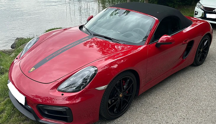 location-PORSCHE-Nantes-roadstr