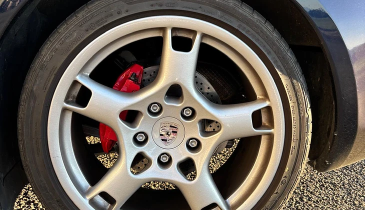 location-PORSCHE-Contamine-sur-Arve-roadstr