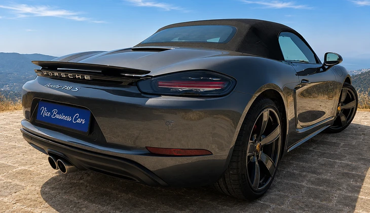 location-PORSCHE-Nice-roadstr